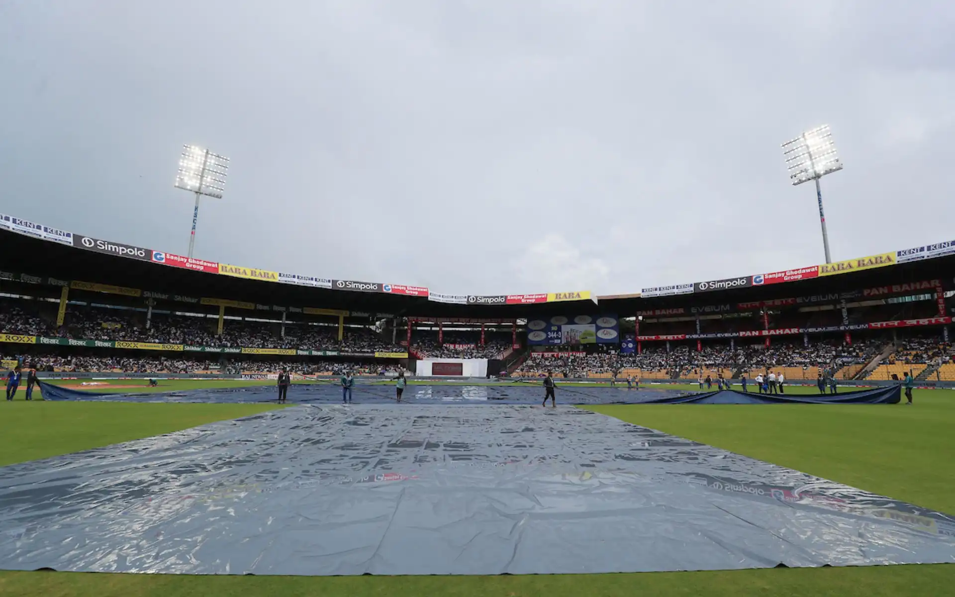 M. Chinnaswamy Stadium Bengaluru Weather Report For SMAT 2024 SemiFinals cricket.one OneCricket